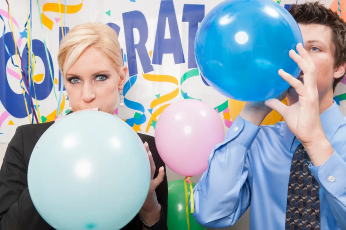 Does Dollar Tree Blow Up Balloons? Buy Inflated Balloons