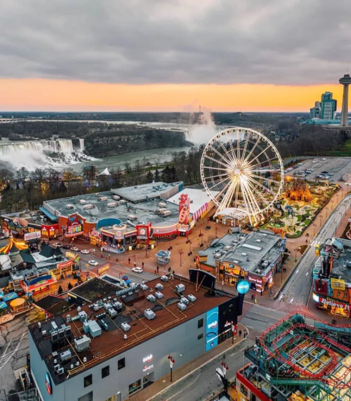 Clifton Hill Niagara Falls Ontario