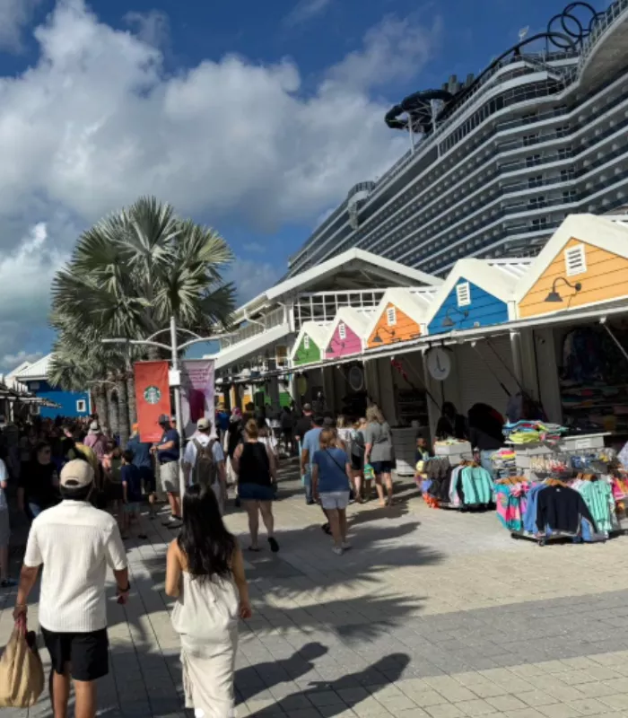 Cruise Port Shopping in Nassau