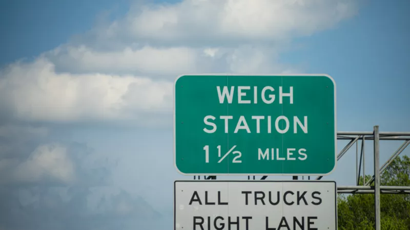 Do U Haul Trucks Have to Stop at Weigh Stations