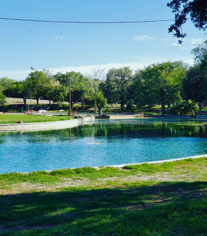 Fort clark Springs R Park