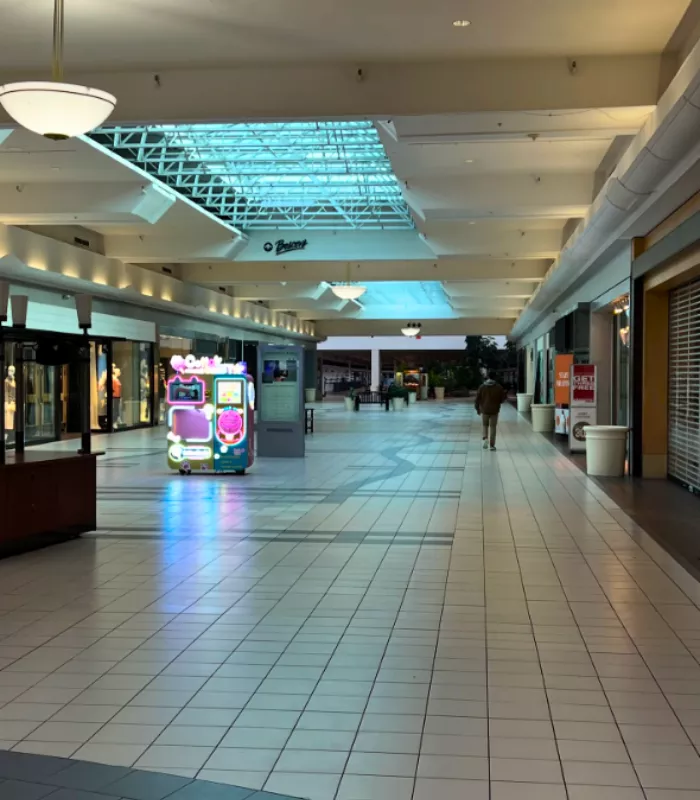 Neshaminy Mall Mall