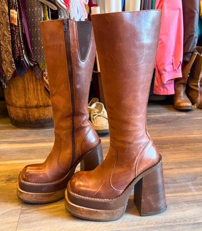 Platform Shoes with Extreme Heights