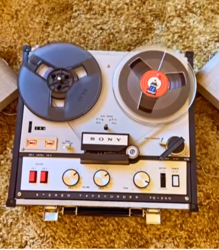 Portable Reel to Reel Tape Recorder