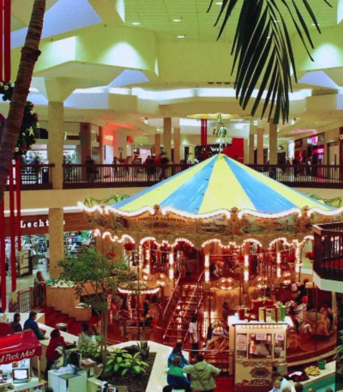 Randall Park Mall