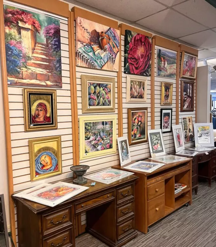 Saint Vincent de Paul Thrift tores