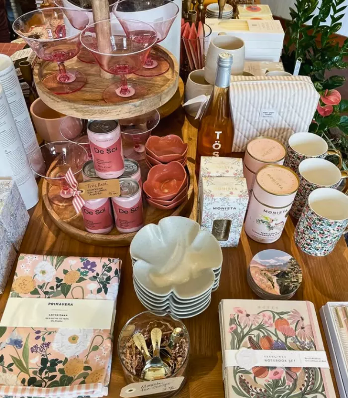 Snoqualmie Falls Gift Shop