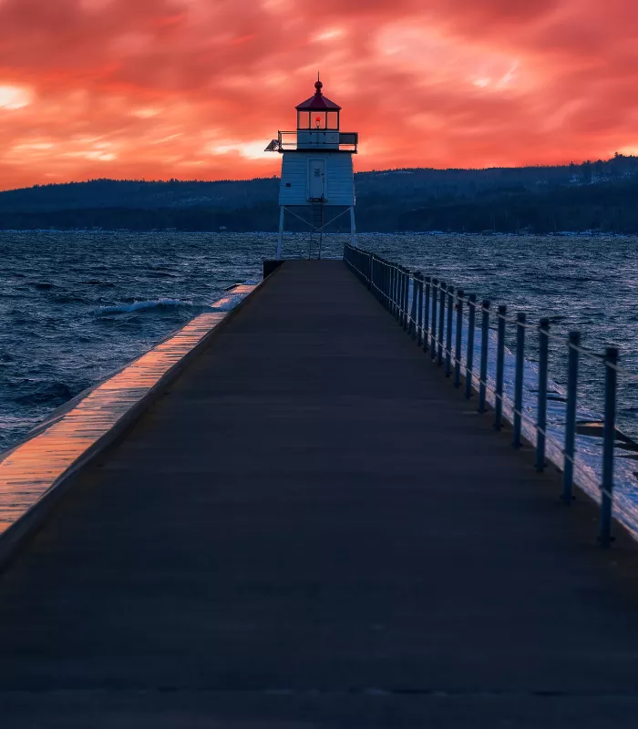 Two Harbors Minnesota.webp 1
